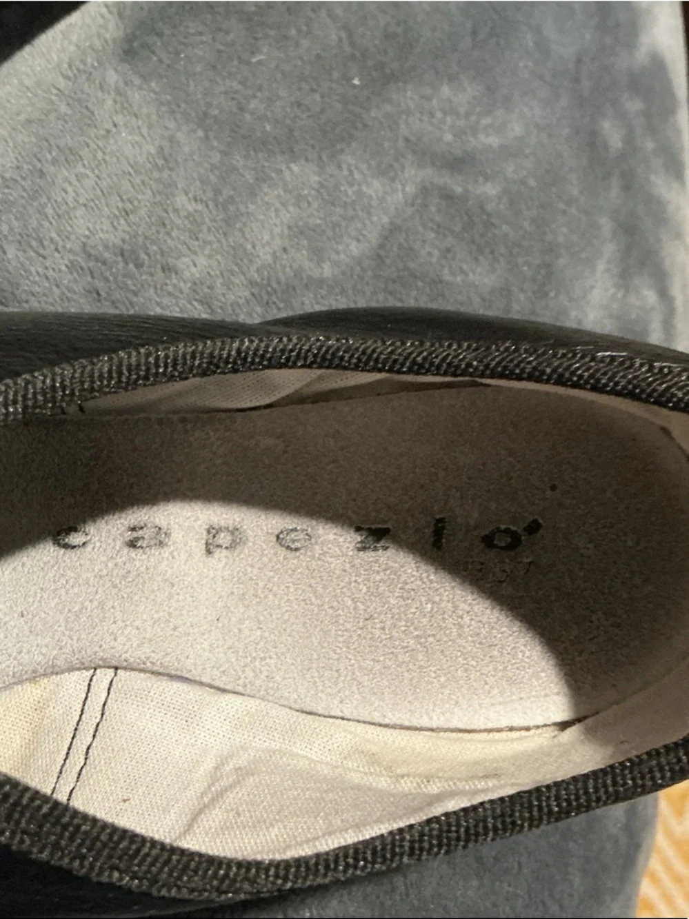 Capezio Black Leather Lace-Up Jazz Shoes